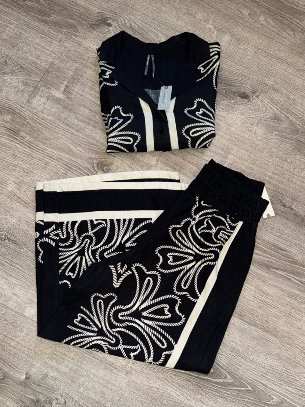 NWT ANTHROPOLOGIE 2PC LINEN SET BRENNA SHIRT SOMERSET PANTS IN BLACK PRINT S SP - Picture 12 of 16